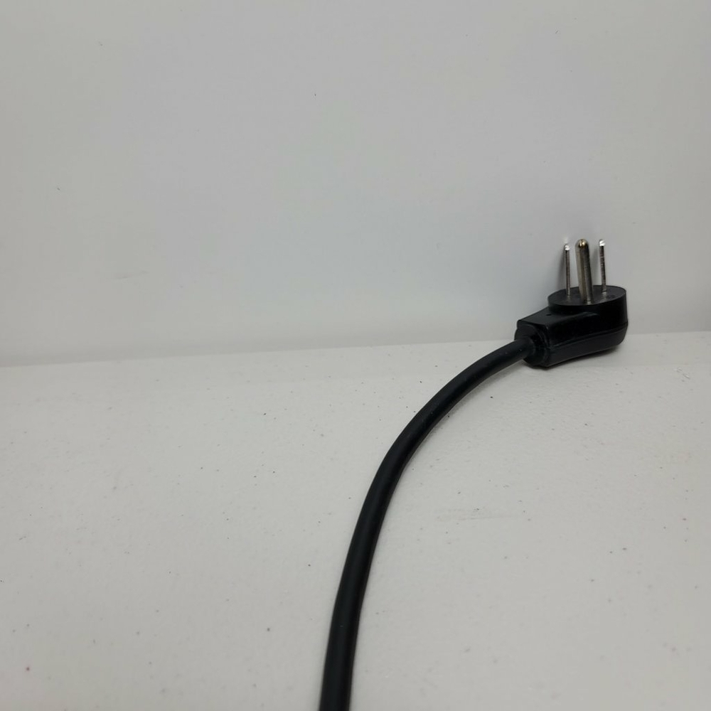APC Back-UPS ES 550 BE550G 8-Outlet Battery Back Up Surge Protector - Picture 7 of 9